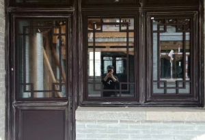 寺庙仿古门窗，禅意依旧