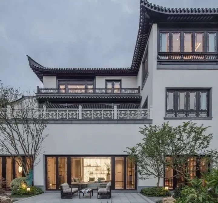 1663656576448750.jpg 02.jpg